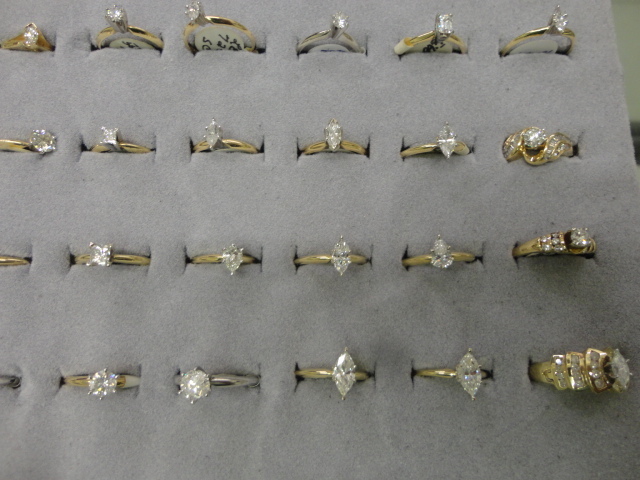 Complete Liquidation Jewelry and Furnishing Auction of Hallwoods Jewelry in our Gallery- Diamonds, Gold, Silver, Equipment, Gifts, Displays, Safe and much more - 15170.jpg