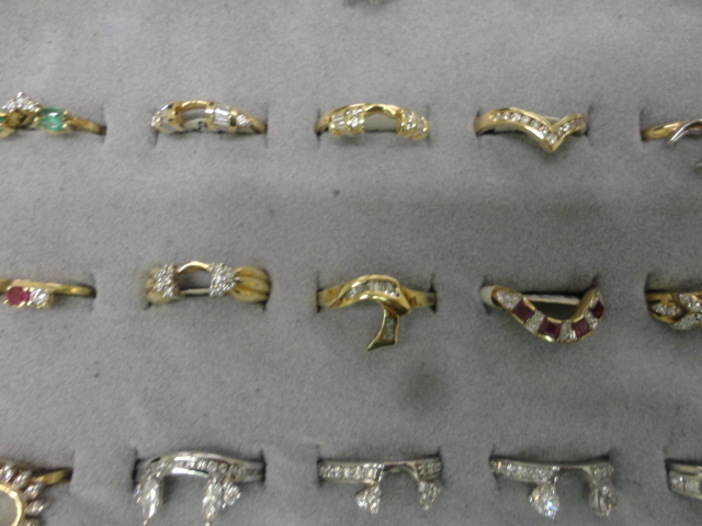 Complete Liquidation Jewelry and Furnishing Auction of Hallwoods Jewelry in our Gallery- Diamonds, Gold, Silver, Equipment, Gifts, Displays, Safe and much more - 15171.jpg