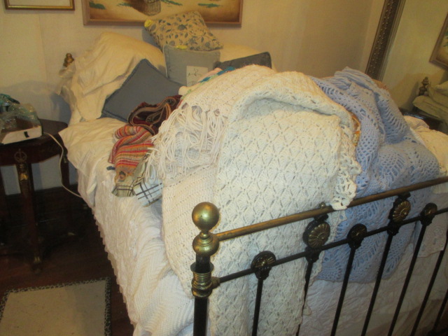 Large Antiques Living Estate Auction, Bristol TN - IMG_1030.JPG