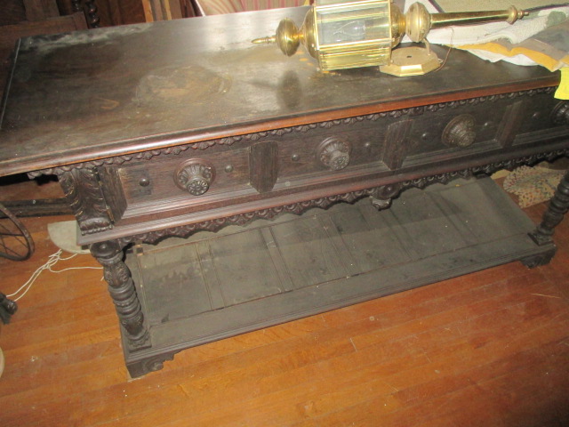 Large Antiques Living Estate Auction, Bristol TN - IMG_1092.JPG