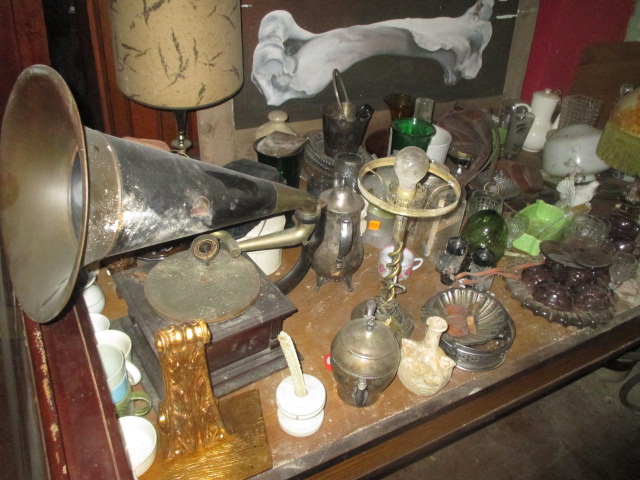 Large Antiques Living Estate Auction, Bristol TN - IMG_2485.JPG