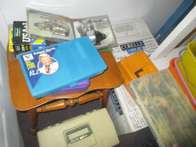 John Cole Estate Auction-Tools. Knives, Toys, Trains, Guns and More Elizabethton - IMG_2568.JPG