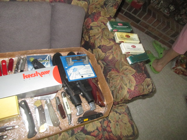 John Cole Estate Auction-Tools. Knives, Toys, Trains, Guns and More Elizabethton - IMG_2573.JPG