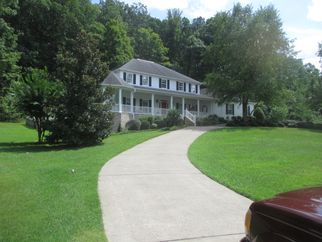 Living Estate Jonesborough Tennessee - IMG_3036.JPG