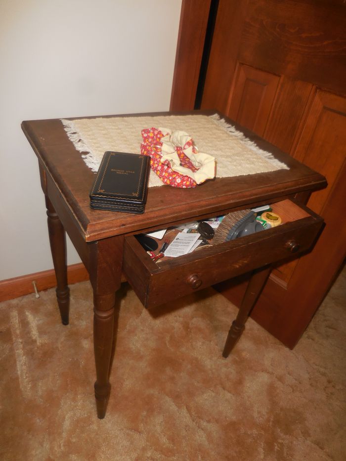 Gladys Cornelius Estate Auction Over 300 pieces of Cumbo China - DSCN2204.JPG