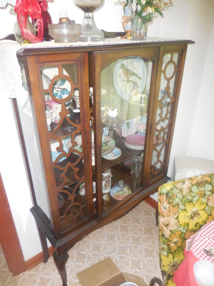 Gladys Cornelius Estate Auction Over 300 pieces of Cumbo China - DSCN2222.JPG