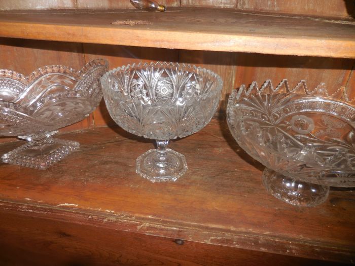 Gladys Cornelius Estate Auction Over 300 pieces of Cumbo China - DSCN2593.JPG