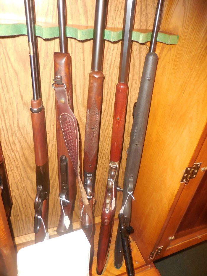 Roy Carter Estate Auction- Fine pistols, Long Guns, Custom Knives, Ammo and more - DSCN2586.JPG