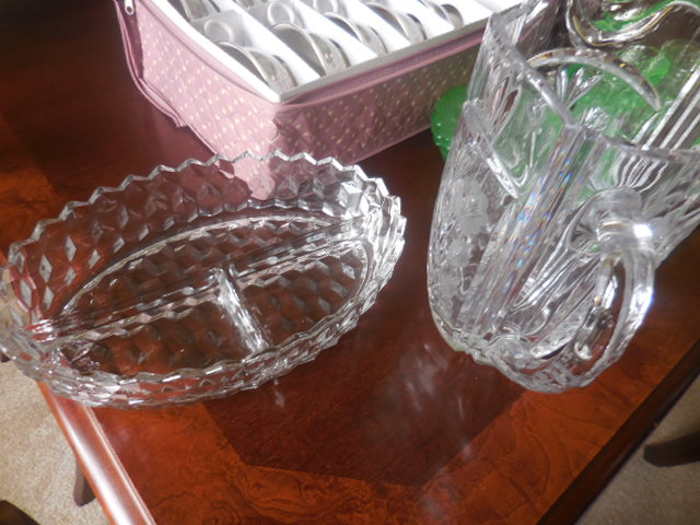 Colonel Frank and Dr. Ginger Rutherford Estate- Antiques, Clocks, Upscale Furnishing - DSCN5008.JPG