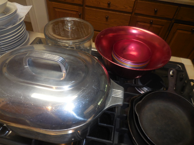 Colonel Frank and Dr. Ginger Rutherford Estate- Antiques, Clocks, Upscale Furnishing - DSCN5011.JPG