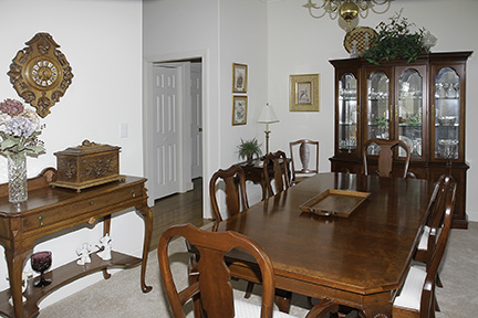 Colonel Frank and Dr. Ginger Rutherford Estate- Antiques, Clocks, Upscale Furnishing - JP_3018_LO.jpg