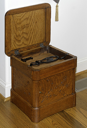 Colonel Frank and Dr. Ginger Rutherford Estate- Antiques, Clocks, Upscale Furnishing - JP_3105_LO.jpg