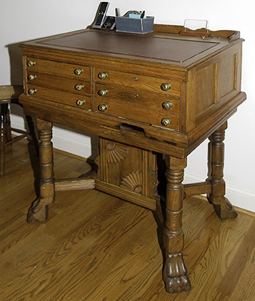 Colonel Frank and Dr. Ginger Rutherford Estate- Antiques, Clocks, Upscale Furnishing - JP_3110_LO.jpg