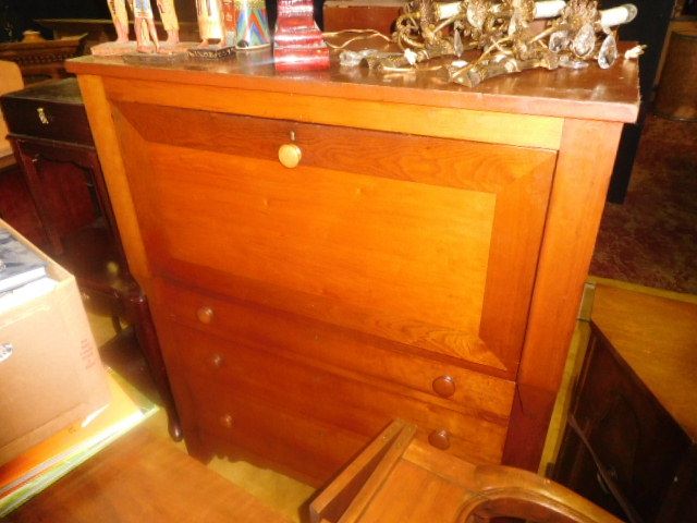 Labor Day Monday Estates- Dont Miss this auction- Unbelievable  - DSCN0661.JPG