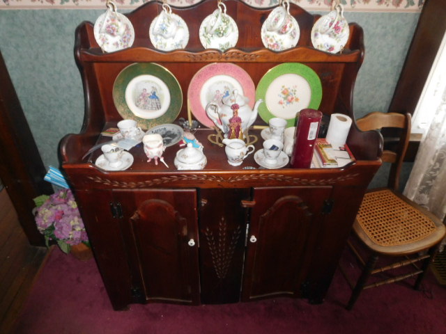 Living Estate Auction Jonesborough Tn. Real Estate and Antiques - DSCN1425.JPG