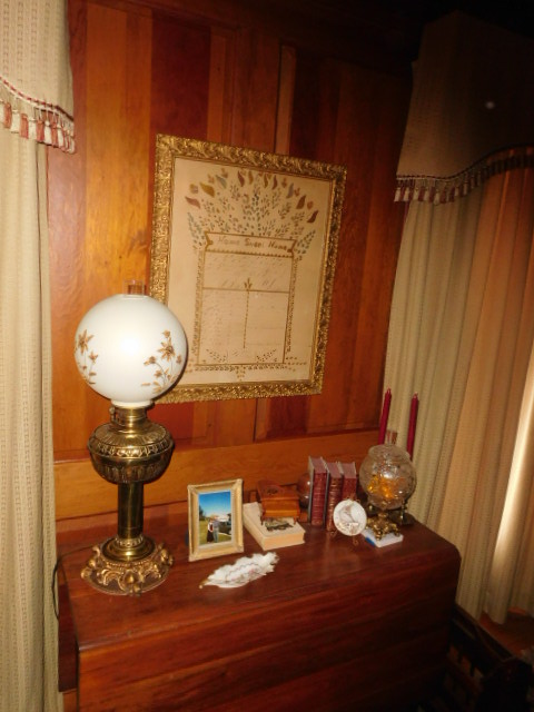 Virginia E. Sisson Estate  Two Ring Auction Morristown, Tennessee Auction is on.. heated tent... No snow in Morristown - DSCN4992.JPG