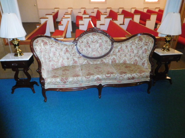 Erwin Memorial Funeral Home  Erwin Tennessee.....Antiques- Office -Pews and more - DSCN4640.JPG