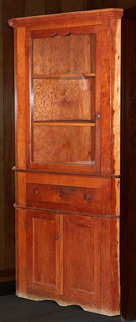 Historic Robins Roost American Queen Anne House, Antiques, Contents The Etta Mae Love Estate - 114_1.jpg