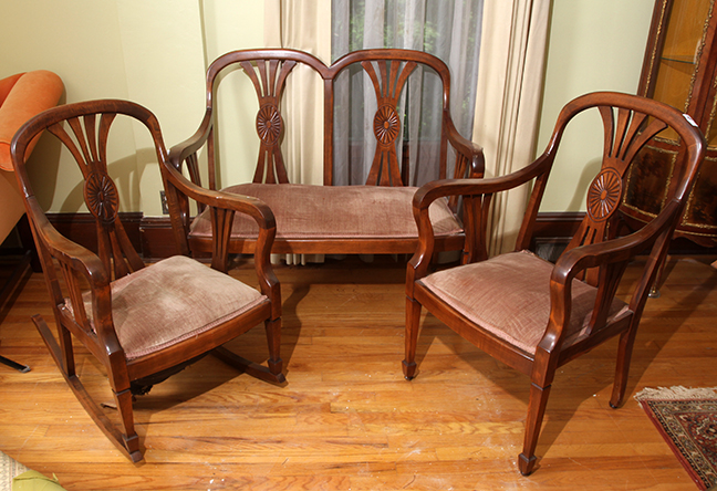 Historic Robins Roost American Queen Anne House, Antiques, Contents The Etta Mae Love Estate - 12_1.jpg