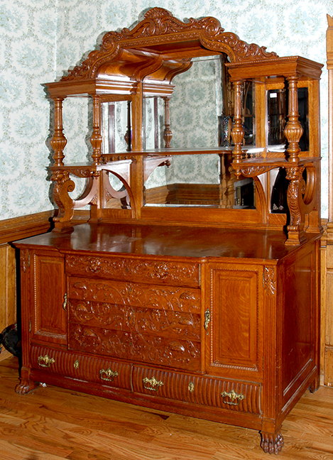 Historic Robins Roost American Queen Anne House, Antiques, Contents The Etta Mae Love Estate - 23_1.jpg