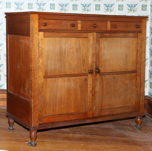 Historic Robins Roost American Queen Anne House, Antiques, Contents The Etta Mae Love Estate - 245_1.jpg