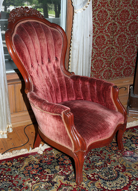 Historic Robins Roost American Queen Anne House, Antiques, Contents The Etta Mae Love Estate - 67_2.jpg