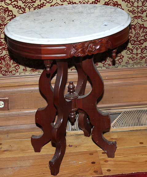 Historic Robins Roost American Queen Anne House, Antiques, Contents The Etta Mae Love Estate - 68_2.jpg