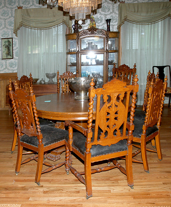 Historic Robins Roost American Queen Anne House, Antiques, Contents The Etta Mae Love Estate - JP_5346.jpg