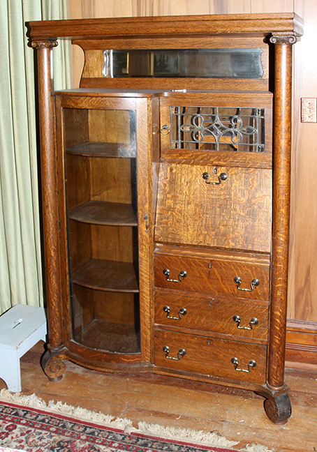 Historic Robins Roost American Queen Anne House, Antiques, Contents The Etta Mae Love Estate - JP_5387.jpg