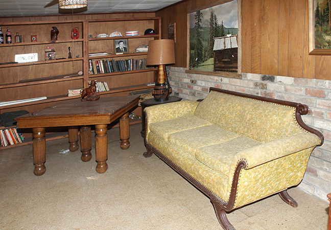 Historic Robins Roost American Queen Anne House, Antiques, Contents The Etta Mae Love Estate - JP_5408.jpg