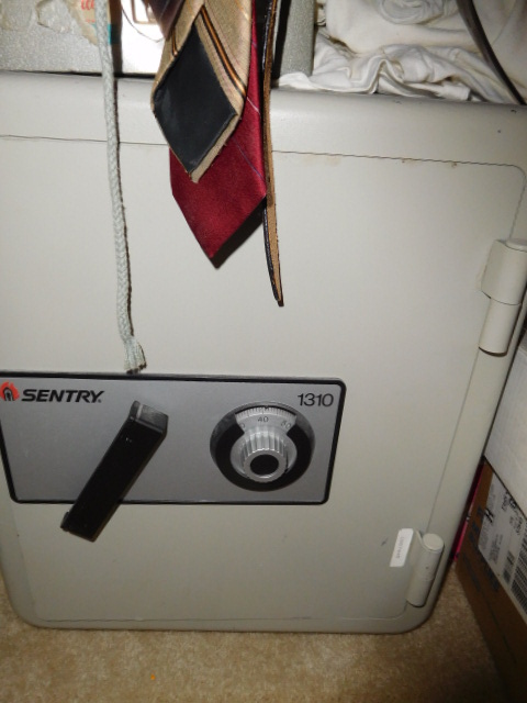 James D. Smith Estate from Blue Springs in Carter County- Auction in our Gallery - DSCN7807.JPG