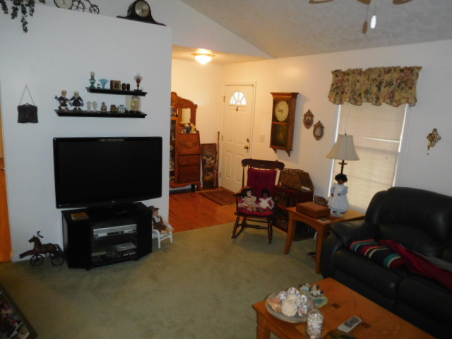 James D. Smith Estate from Blue Springs in Carter County- Auction in our Gallery - DSCN7831.JPG