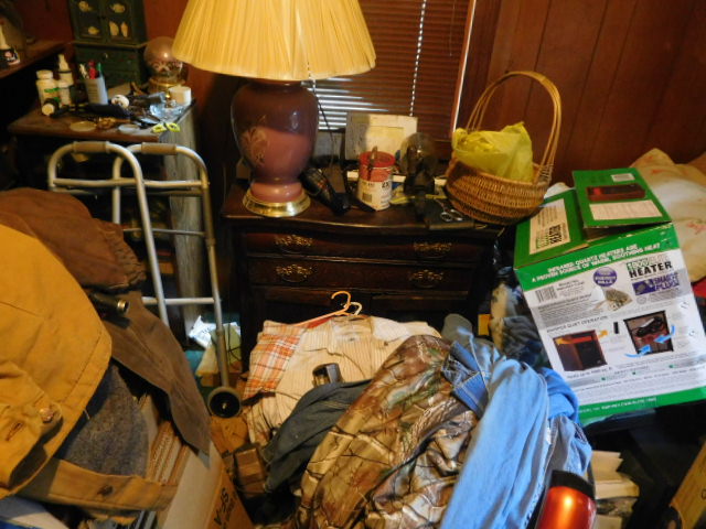 Jack Whaley Estate Auction - DSCN9206.JPG