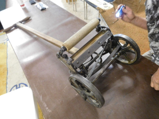 Advertising, Large Keen Kutter, Vintage toy, Jars Etc two Estate Collections - DSCN9491.JPG