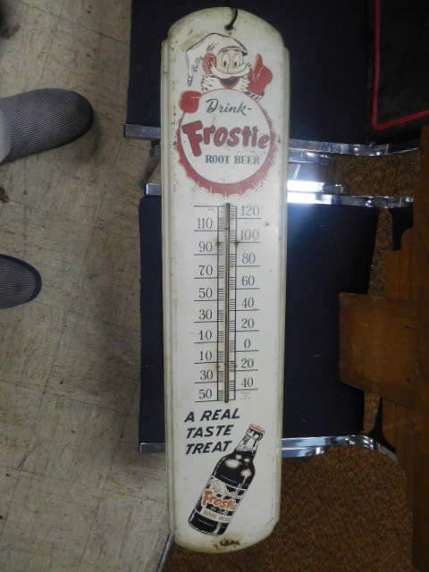 Advertising, Large Keen Kutter, Vintage toy, Jars Etc two Estate Collections - DSCN9527.JPG