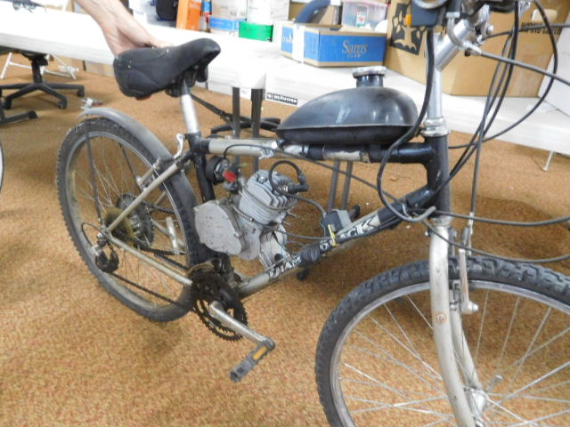 Advertising, Large Keen Kutter, Vintage toy, Jars Etc two Estate Collections - DSCN9554.JPG