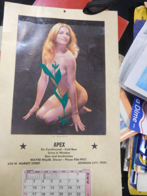 Advertising, Large Keen Kutter, Vintage toy, Jars Etc two Estate Collections - DSCN9594.JPG