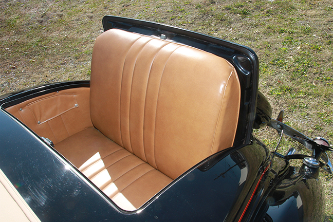 David Berry Estate Auction New Years Day-1935 LaSalle, 1936 Ford, Mascots, Antique Pharmacy items and more - 6133.jpg