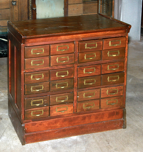 David Berry Estate Auction New Years Day-1935 LaSalle, 1936 Ford, Mascots, Antique Pharmacy items and more - 97_1.jpg