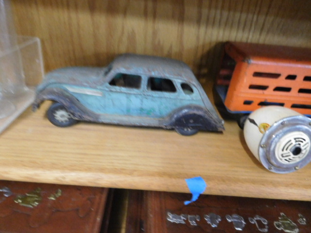 David Berry Estate Auction New Years Day-1935 LaSalle, 1936 Ford, Mascots, Antique Pharmacy items and more - DSCN9885.JPG