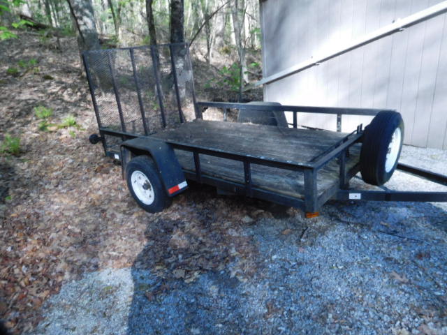 Living Estate  Auction Farm Machinery, tools, trailer, plus much more - DSCN9971.JPG