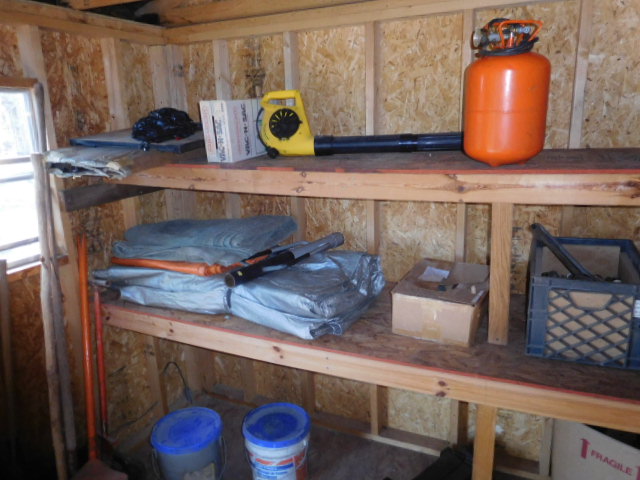 Living Estate  Auction Farm Machinery, tools, trailer, plus much more - DSCN9974.JPG