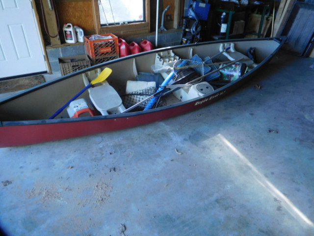 Living Estate  Auction Farm Machinery, tools, trailer, plus much more - DSCN9981.JPG