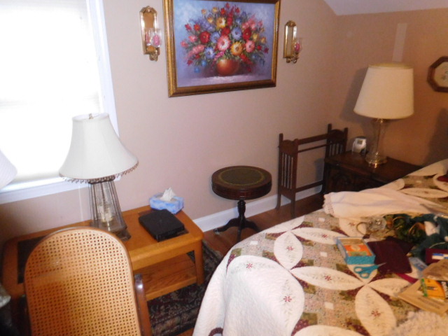 Margaret Marcum Estate Auction - DSCN9719.JPG