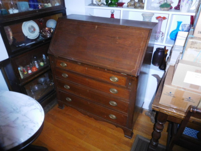 Judith Gregory Estate Auction - DSCN9688.JPG