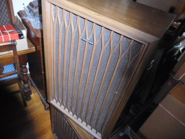 Judith Gregory Estate Auction - DSCN9736.JPG