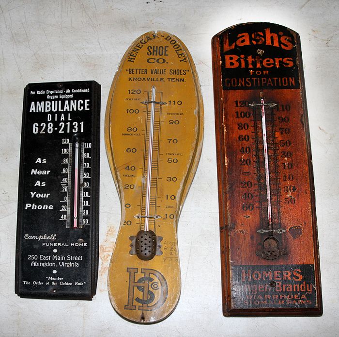 Ken Depew Country Store Collection, Auto Tags and Toppers,Toys, Advertising and More Auction - 9432.jpg