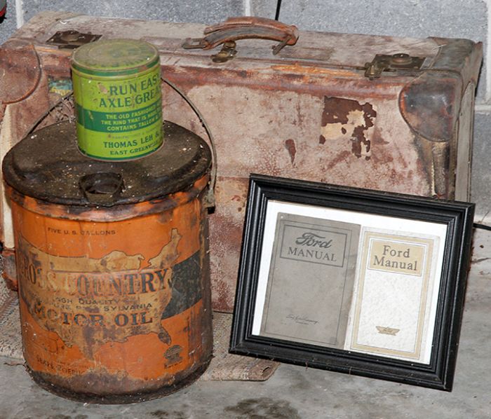 Memorial Day Auction Contents of old Jonesborough house, Lamp and Clock collection, and Much more - 1857.jpg