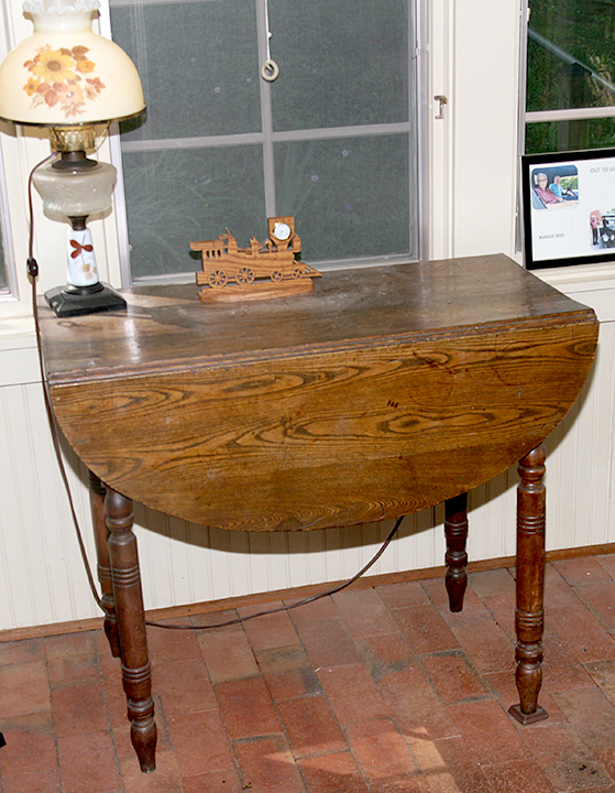 Memorial Day Auction Contents of old Jonesborough house, Lamp and Clock collection, and Much more - 1860.jpg