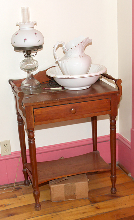 Memorial Day Auction Contents of old Jonesborough house, Lamp and Clock collection, and Much more - 1914.jpg